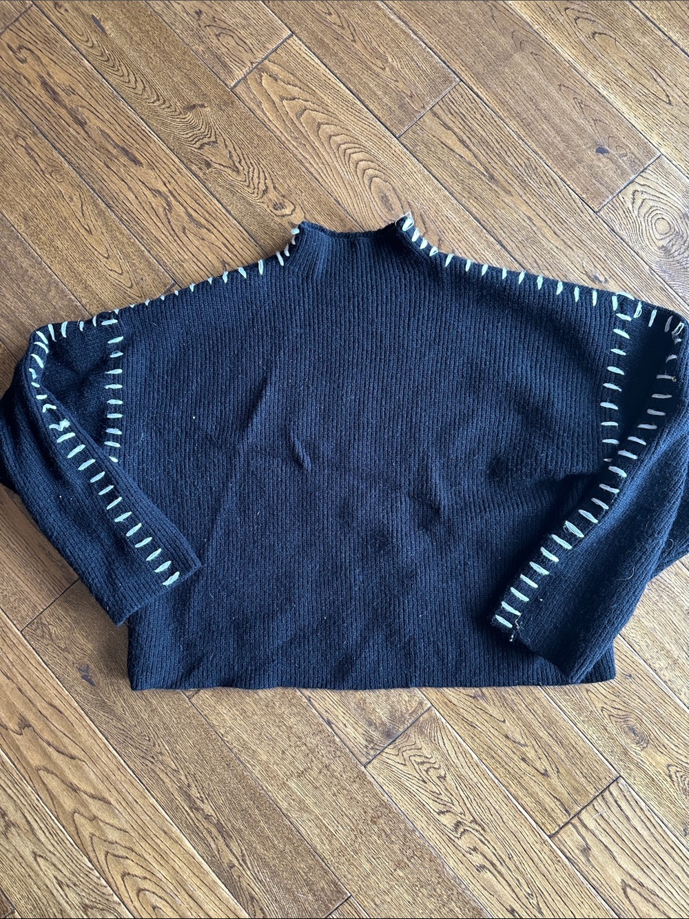 Commense Black Women's Knit Sweater with Contrast Stitch Detail